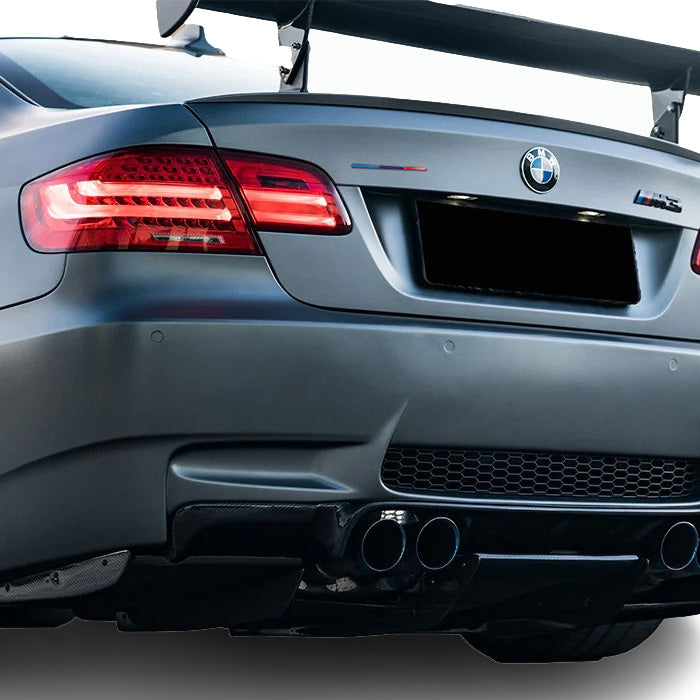 エンブレム Mカラー BMW などに最適 メタル製 リア サイド ステッカー 3D 車 輸入車 穴隠し キズ隠し おしゃれ アクセサリー カスタム パーツ ドレスアップ カスタムパーツ 外装